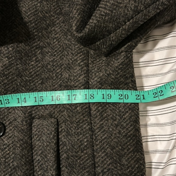 COS HERRINGBONE PEA COAT 6 NWT - Picture 13 of 17
